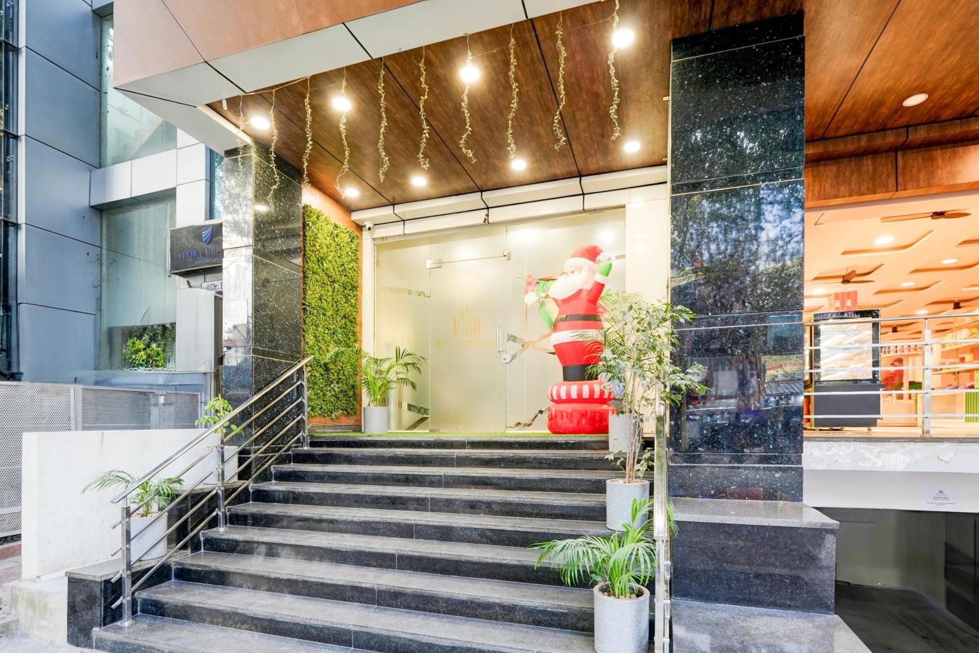 Super Townhouse Oak Aecs Formerly Bangalore Times Exterior foto